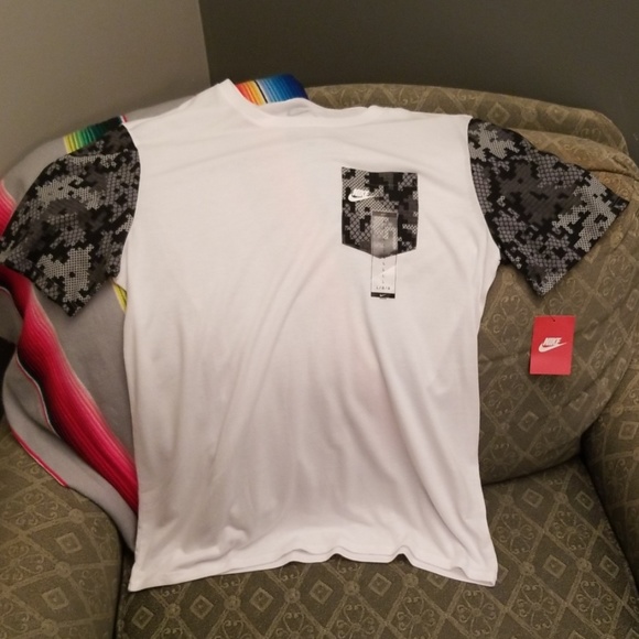 nike pocket tee